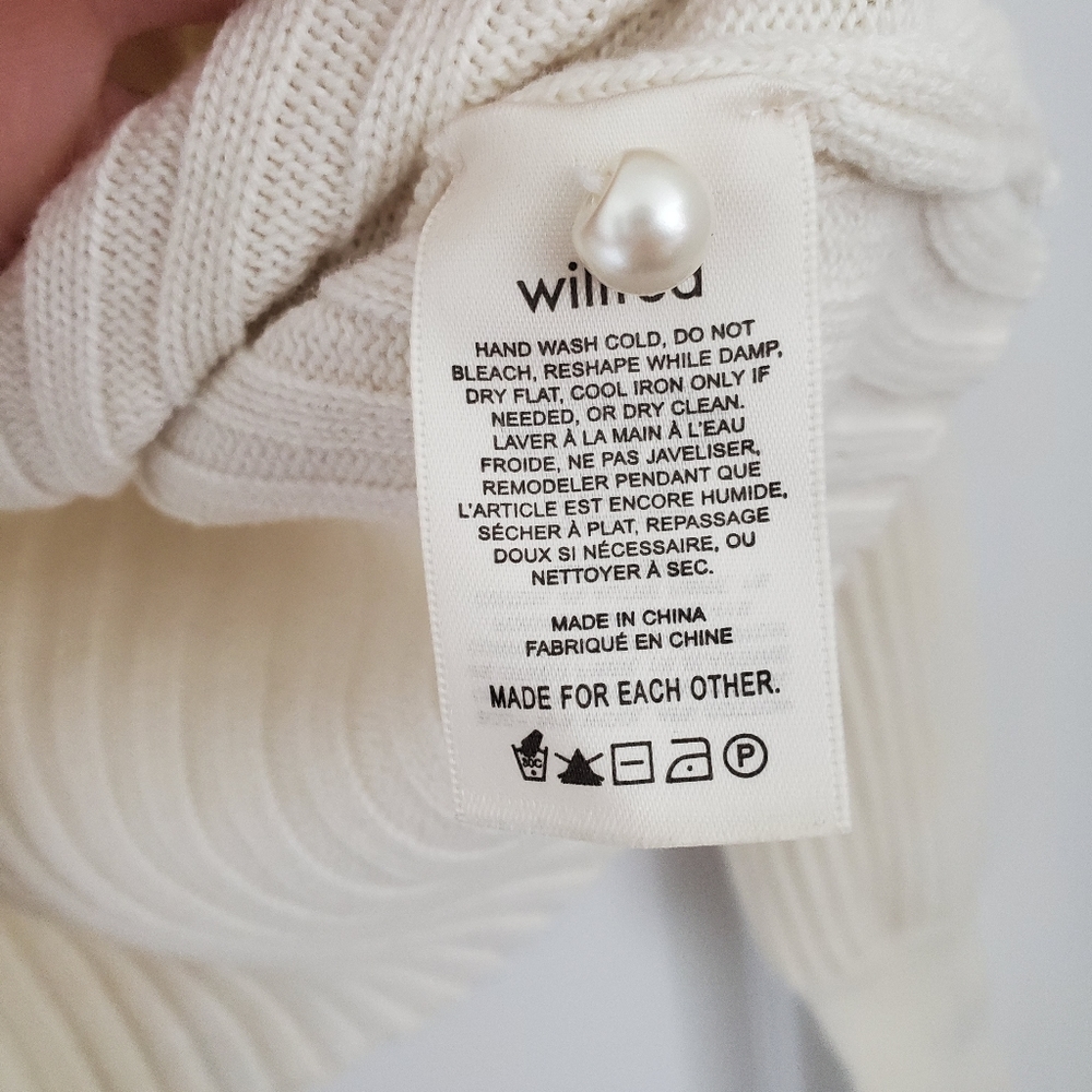 **SOLD** Aritzia Wilfred Pearl Wool-Blend Cardigan - Picture 4 of 6